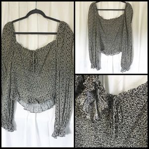 2X Black and White Floral Crop Top
